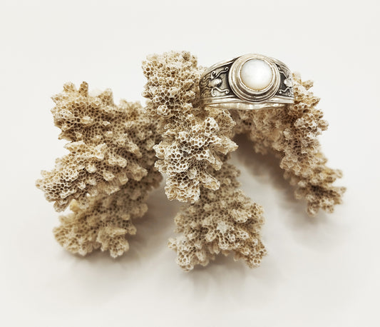 Mother of Pearl Ring