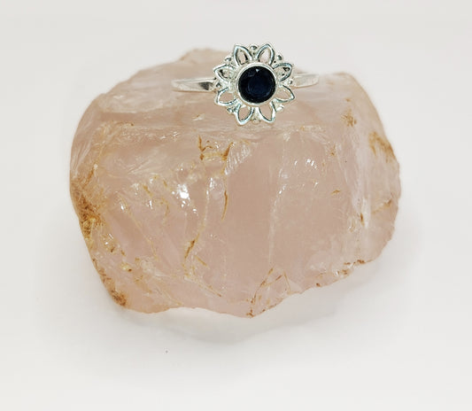 Blue Sapphire Daisy Ring